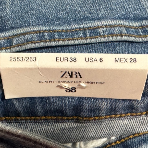 NWT Zara High Rise Skinny With Split Hem Jeans - Picture 8 of 11